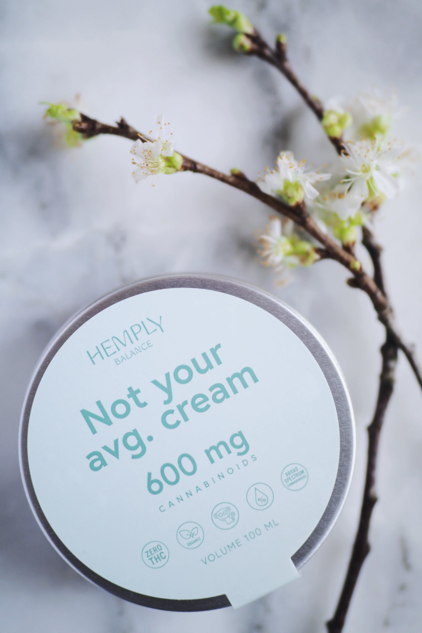 【アスリート愛用】Hemply Balance CBDスキンバーム 600mg Not your avg. cream