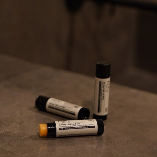 アンドチリング(&Chilling) オールデイCBDリップバーム リップケア/紫外線/日焼け/唇・肌荒れ/乾燥肌対策
